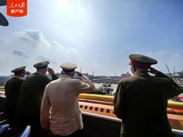 永之胜 外国人称赞九三阅兵令人印象深刻 全球瞩目盛况